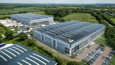 Symmetry Park Bicester - prime logistics park on the M40 with Ocado, DPD and DP World as established occupiers at M40 Junction 9.